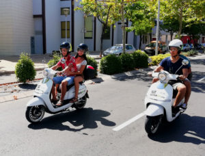 which is the best moto sharing app n Europe?