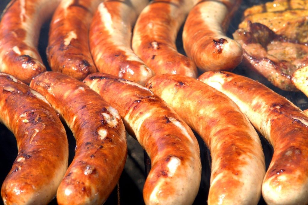 minimise meat consumption for sustainable travel