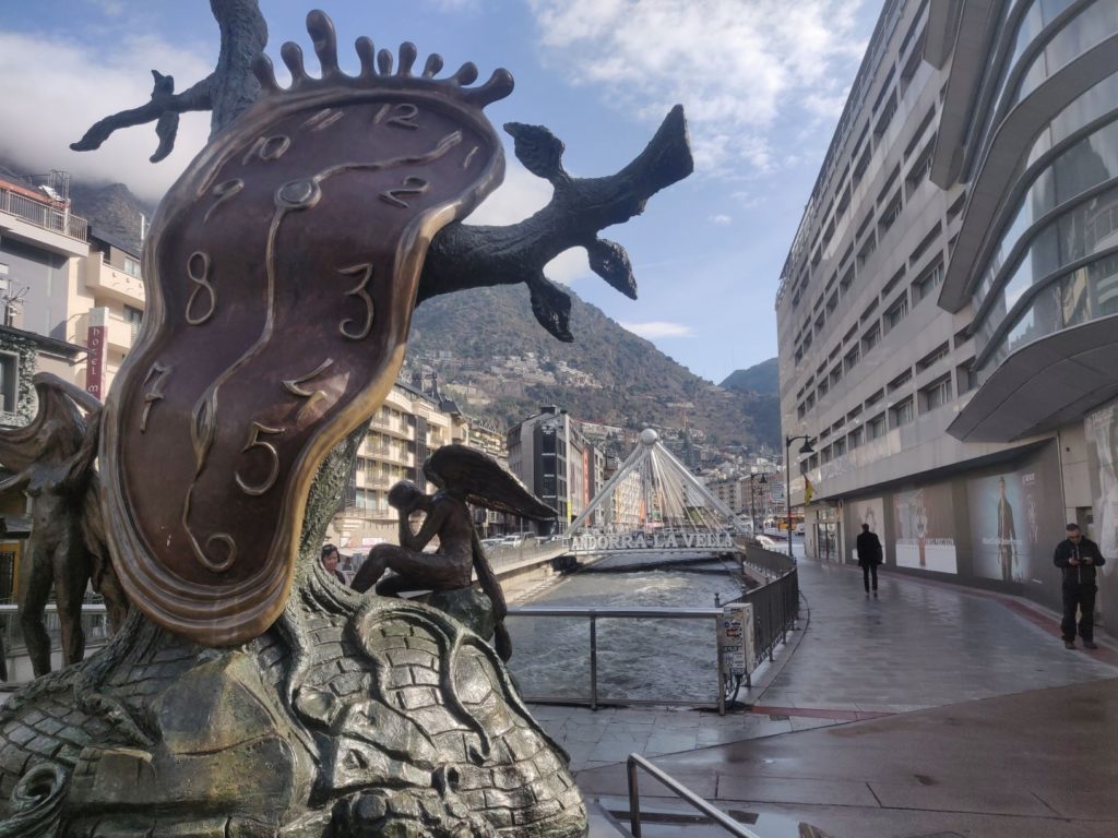 The river view with Dali sculptures in Andorra la Vella