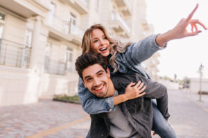 plan a fun trip for couples on a budget